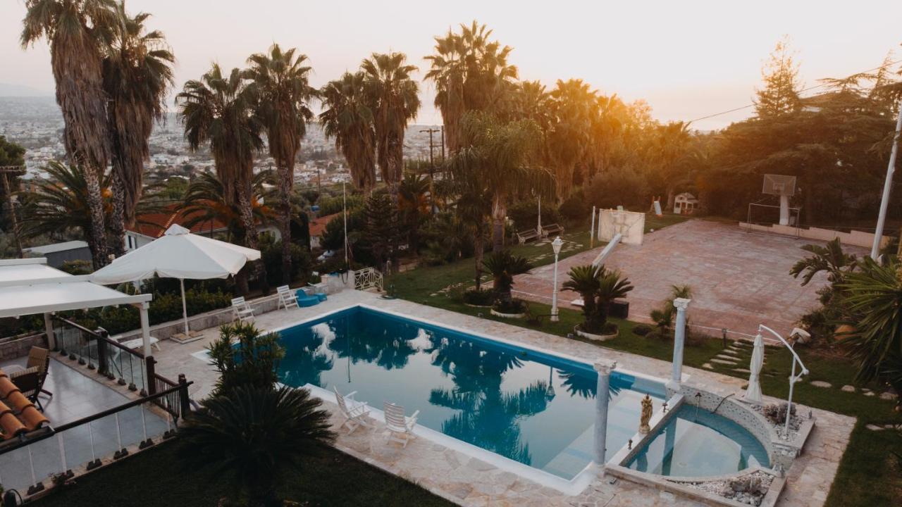 Crystal Villa Патра Экстерьер фото