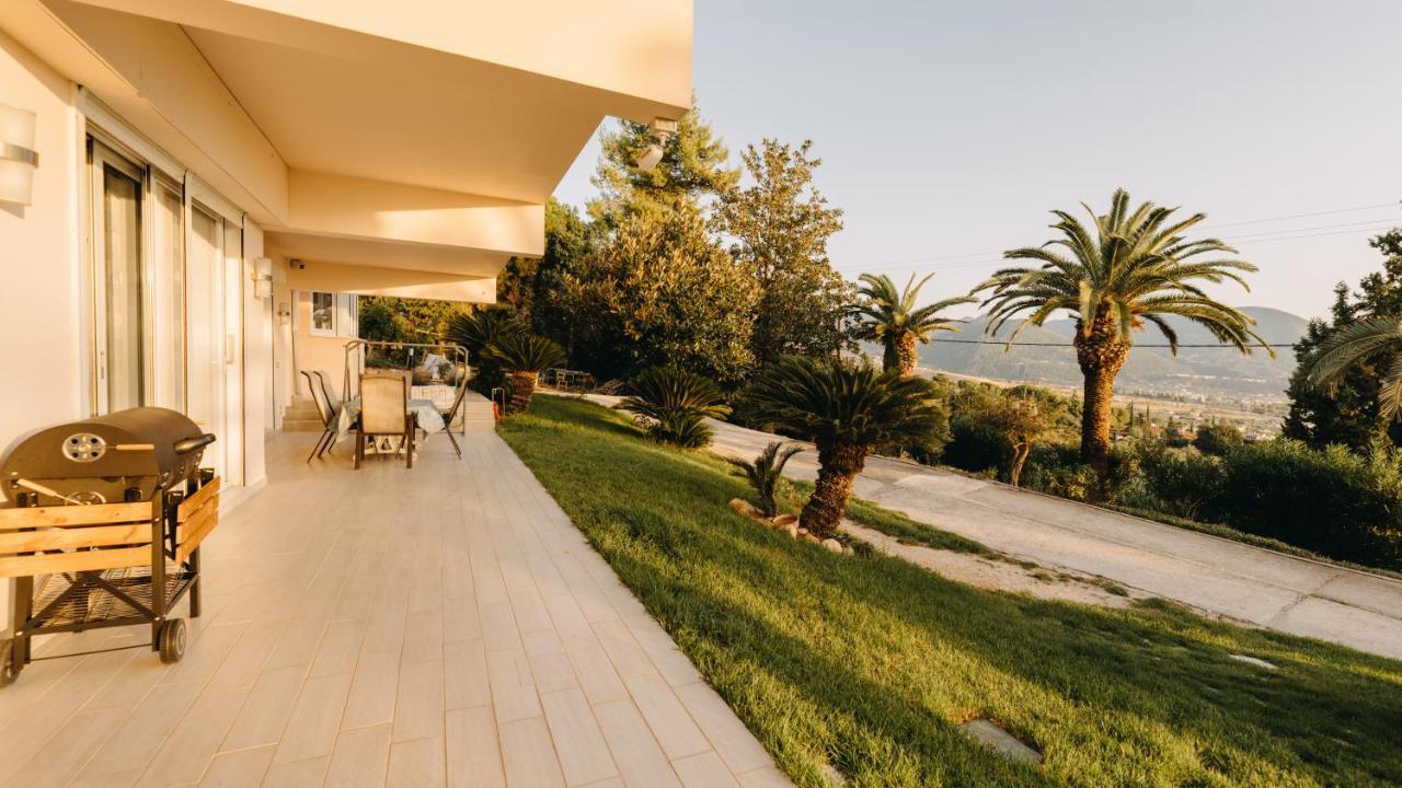 Crystal Villa Патра Экстерьер фото